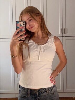 Brandy Melville Cream Ruffled Tie-Front Tank